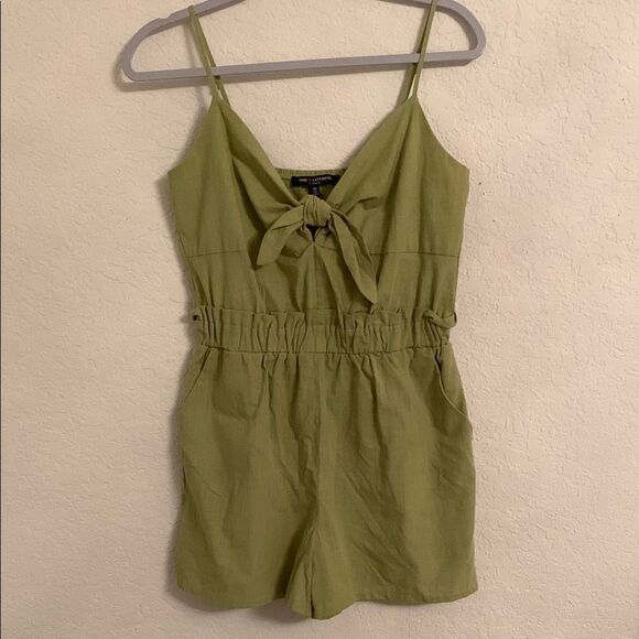 One❤️Clothing Light Green Sleeveless Tie-Front Romper Pockets Size M - Picture 1 of 9